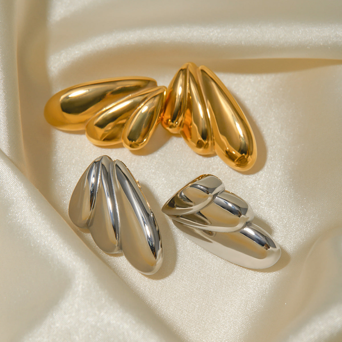 Stella Earrings