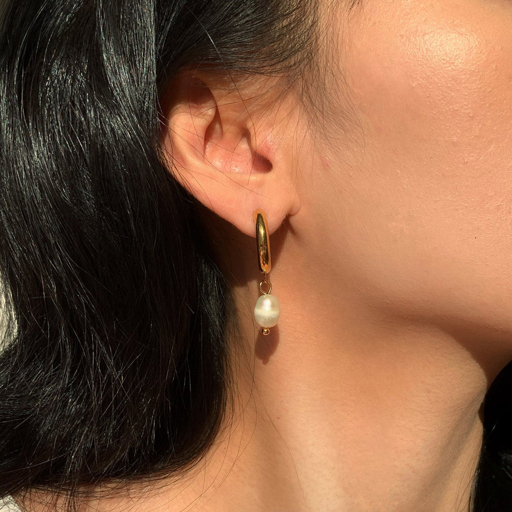 Maria Huggie Hoops